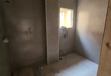 منزل / بيت للبيع - 12 غرف