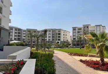 Apartments For sale - 3 rooms - floor 2