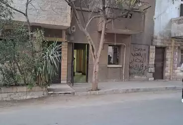 House / Home For sale - 4 rooms