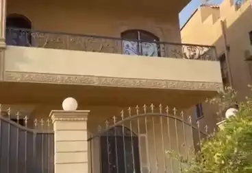 شقق للبيع - 3 غرف - بالدور 0
