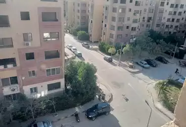 Apartments For sale - 3 rooms - floor 5