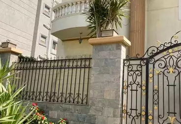 Villas For sale - 5 rooms