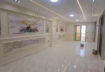 Apartments For sale - 2 rooms - floor 9