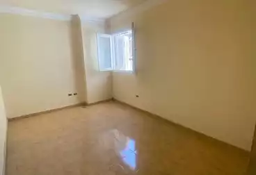 Apartments For sale - 2 rooms - floor 4