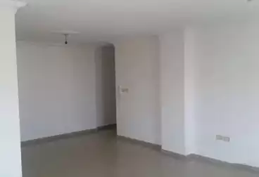 Apartments For sale - 3 rooms - floor 1