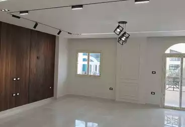 Apartments For sale - 3 rooms - floor 0