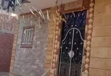 House / Home For sale - 6 rooms