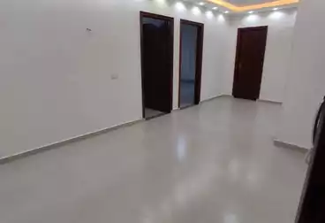 شقق للإيجار - 2 غرف - بالدور 0