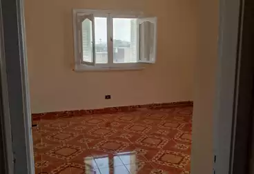 undefined undefined - 2 rooms - floor 6