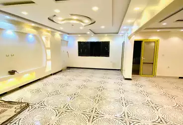 شقق للبيع - 3 غرف - بالدور 8