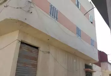 House / Home For sale - 4 rooms