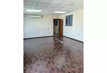 Administrative For rent - 3 rooms - floor 1