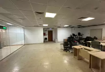 إداري للإيجار - بالدور 0