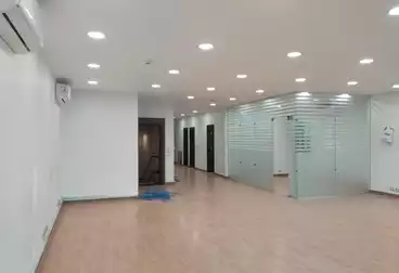 Offices For rent - 3 rooms - floor 2