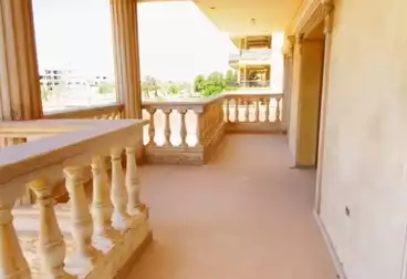 Separate Villa For sale - 12 rooms