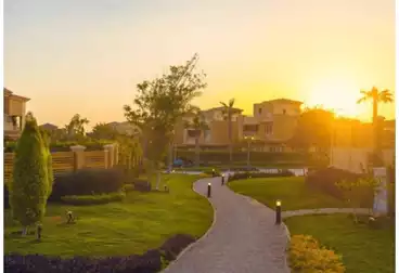 Duplex with Garden For sale - 4 rooms - floor 0