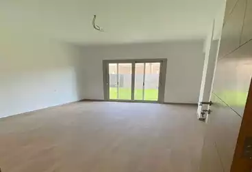 Apartment with Garden For sale - 3 rooms - floor 0