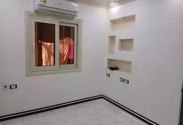 إداري للإيجار - 2 غرف - بالدور 2
