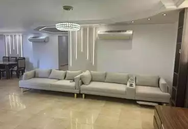 Furnished Apartment For rent - 4 rooms - floor 5