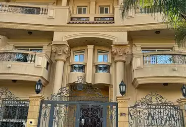 فلل للبيع - 13 غرف