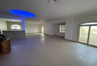 House / Home For sale - 9 rooms