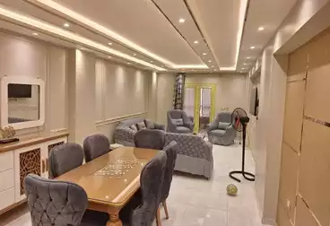 Furnished Apartment For sale - 3 rooms - floor 6