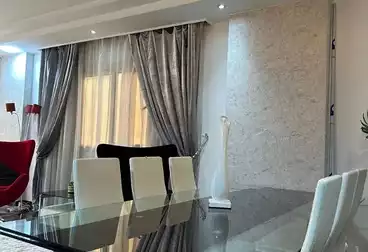 Furnished Apartment For rent - 3 rooms - floor 5