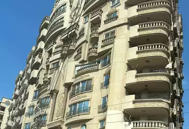 شقق للبيع - 3 غرف - بالدور 8
