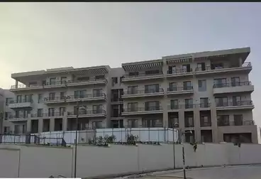 شقق للبيع - 3 غرف - بالدور 1