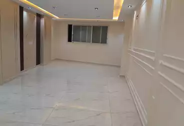Apartments For sale - 3 rooms - floor 5