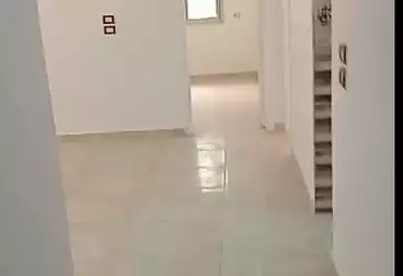 Apartments For sale - 3 rooms - floor 2