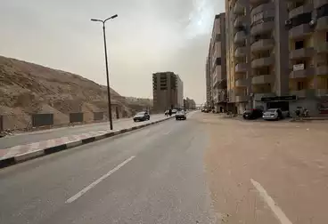 شقق للبيع - 2 غرف - بالدور 8