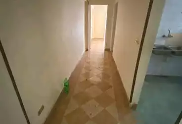 Apartments For sale - 2 rooms - floor 4