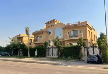 فلل للبيع - 6 غرف