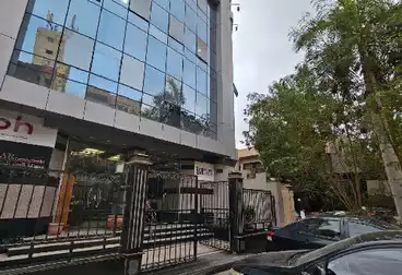 Administrative Building For rent - 20 rooms
