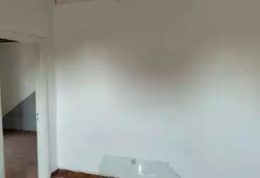Apartments For sale - 4 rooms - floor 6