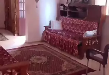 دور كامل للبيع - 3 غرف - بالدور 11