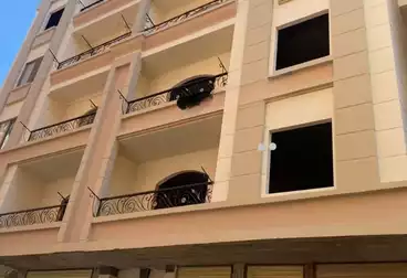 Apartments For sale - 3 rooms - floor 4