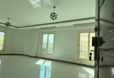 Apartments For sale - 3 rooms - floor 2