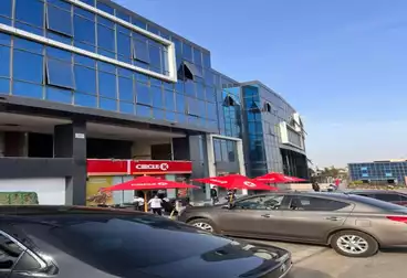 تجاري للإيجار - بالدور 0