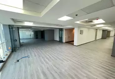 Administrative For rent - 5 rooms - floor 3
