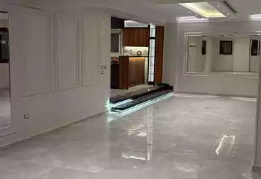 شقق للإيجار - 4 غرف - بالدور 0