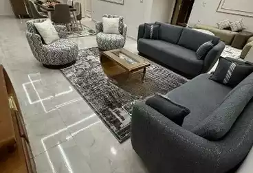 شقق مفروشة للبيع - 3 غرف - بالدور 8