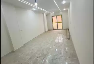 Apartments For sale - 3 rooms - floor 8