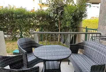 Apartment with Garden For sale - 3 rooms - floor 0
