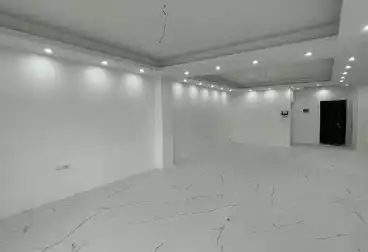 Administrative For rent - 4 rooms - floor 5