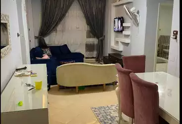 شقق للبيع - 2 غرف - بالدور 5