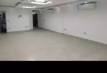 Apartments For rent - 3 rooms - floor 7