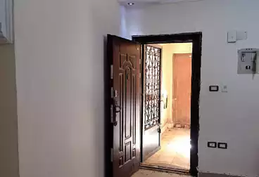 Apartments For sale - 3 rooms - floor 4
