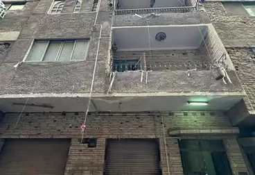 Building For sale - 3 rooms